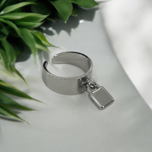 THAIS ring